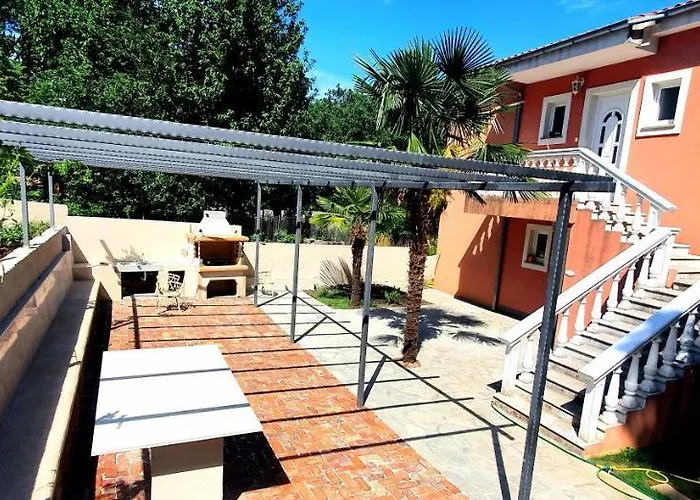 Διαμέρισμα Avekalu Opric