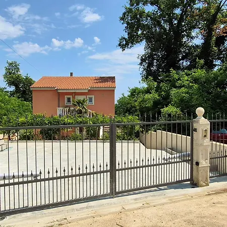 Avekalu Apartman